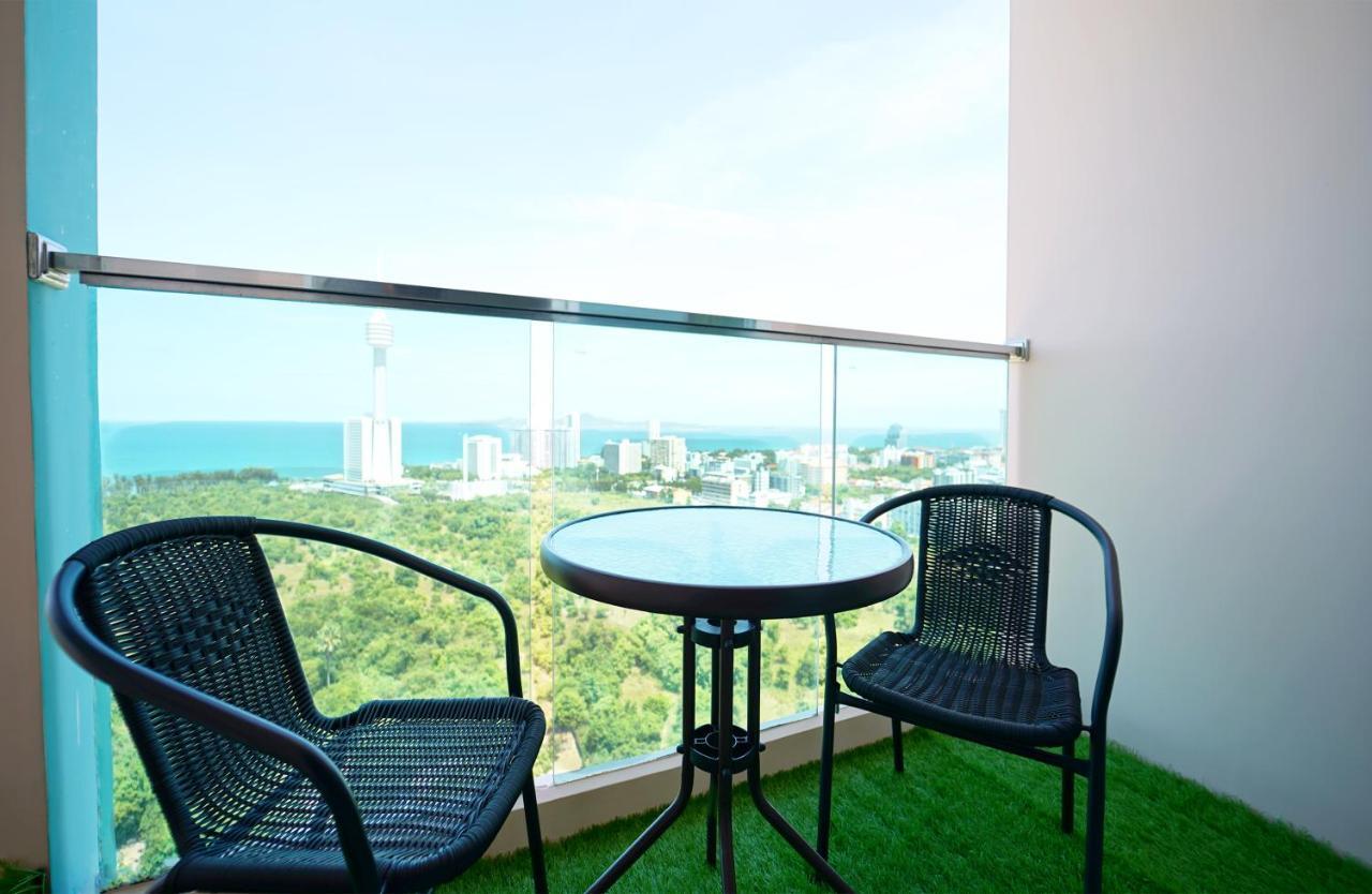 Grande Carribean - Seaview - Jomtien -Free Taxi From The Airport Apartment Pattaya Exterior photo
